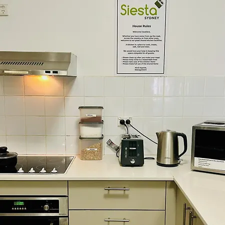 Siesta Sydney-3